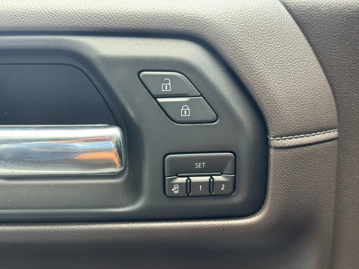 2019 GMC Sierra 1500 Denali thumbnail 18
