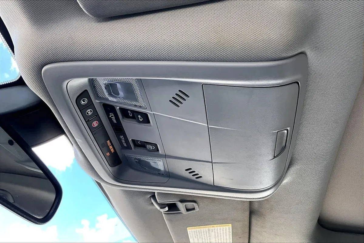 2019 GMC Terrain SLE thumbnail 32