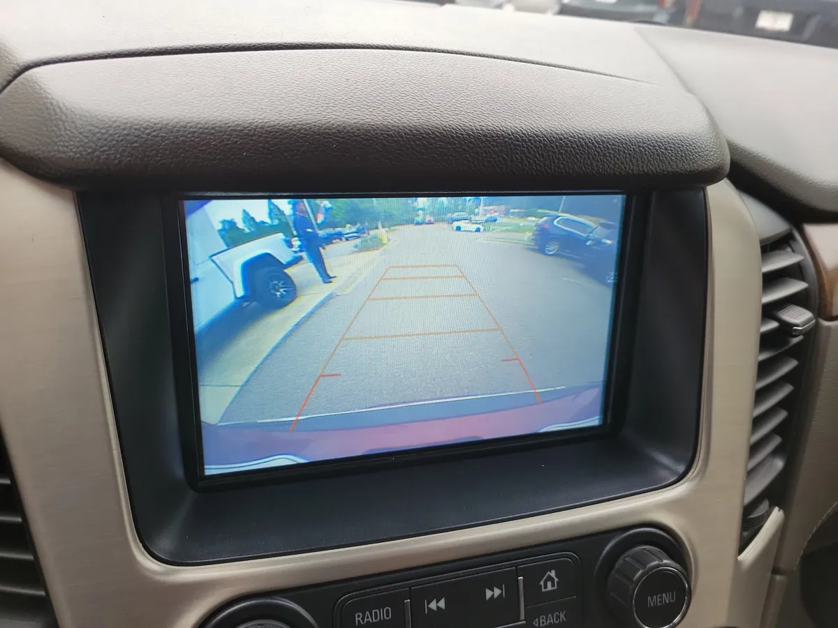 2019 GMC Yukon Denali thumbnail 18