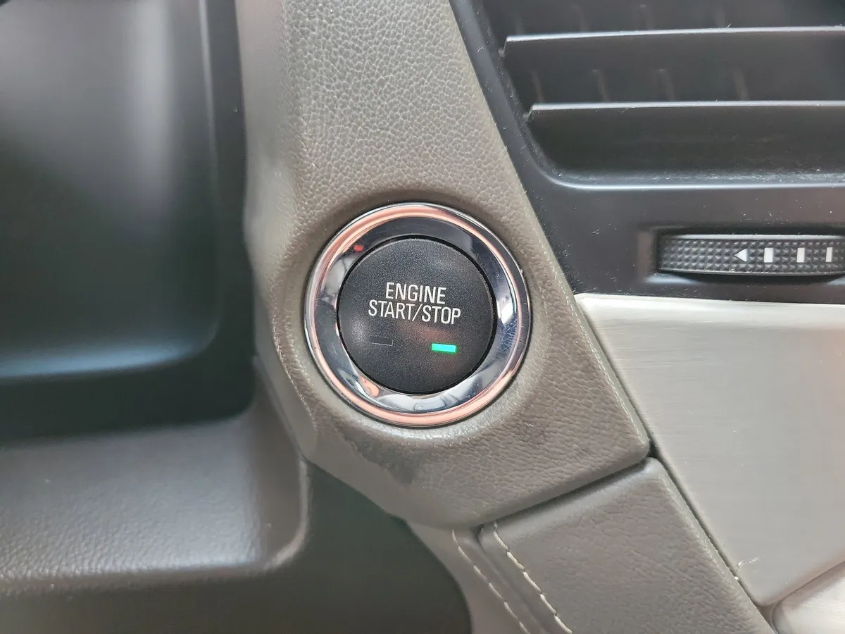2019 GMC Yukon Denali thumbnail 20