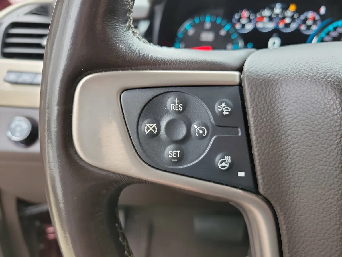 2019 GMC Yukon Denali thumbnail 21
