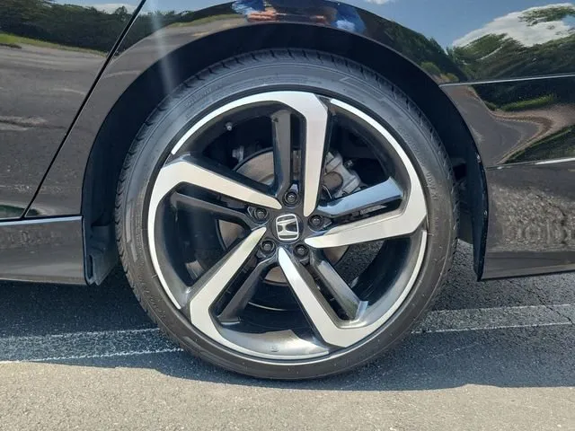 2019 Honda Accord Sport thumbnail 7