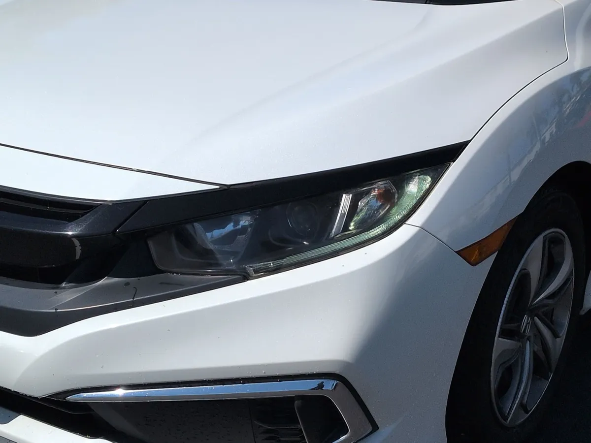 2019 Honda Civic LX thumbnail 5