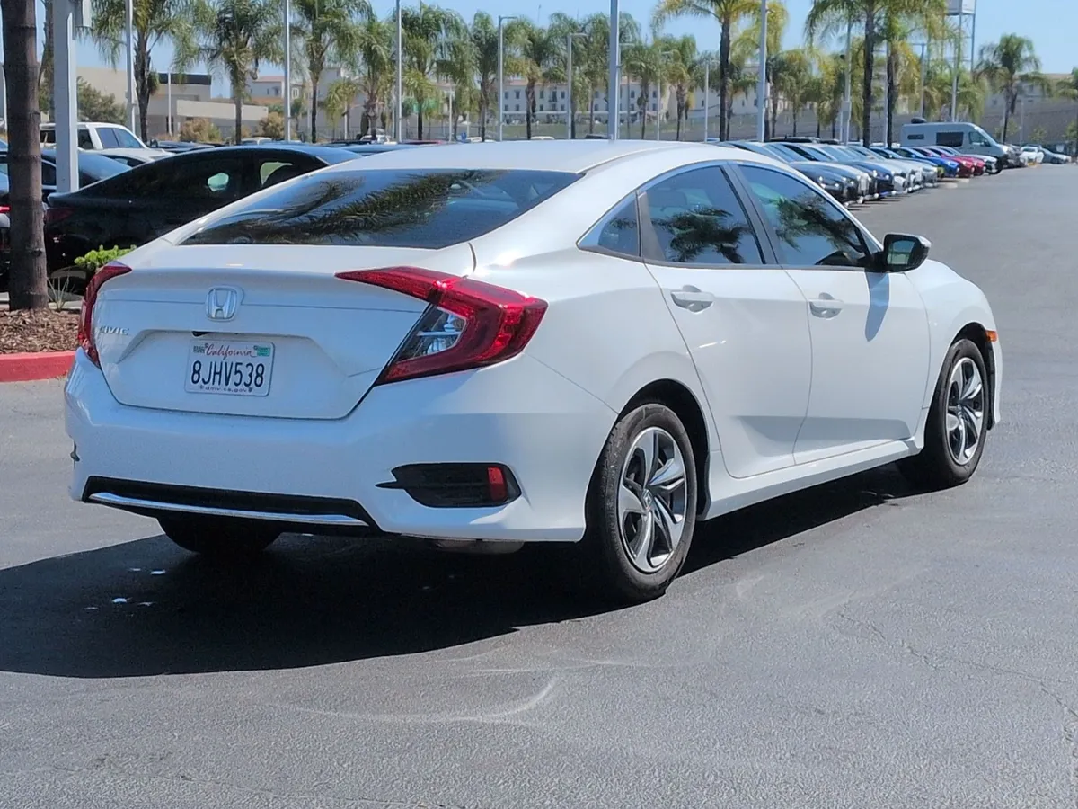 2019 Honda Civic LX thumbnail 9