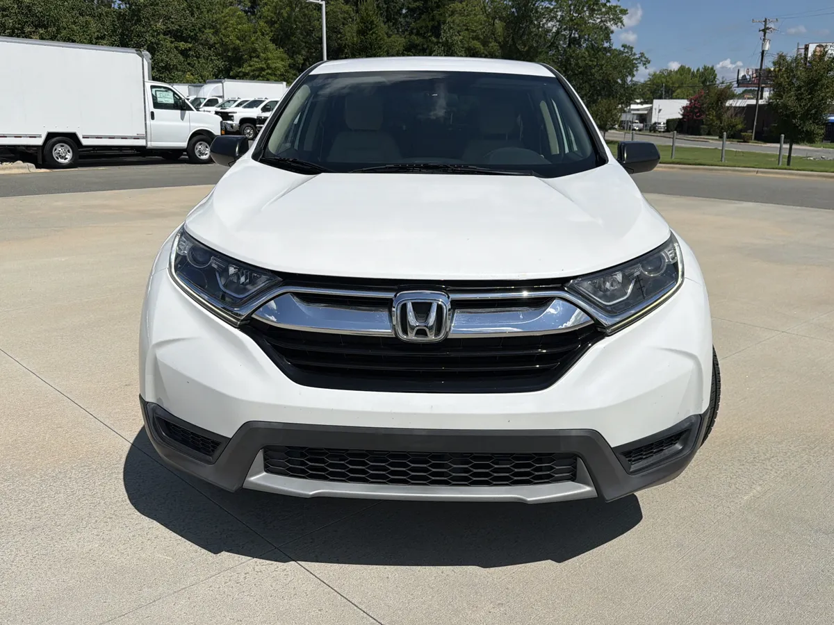 2019 Honda CR-V LX thumbnail 2