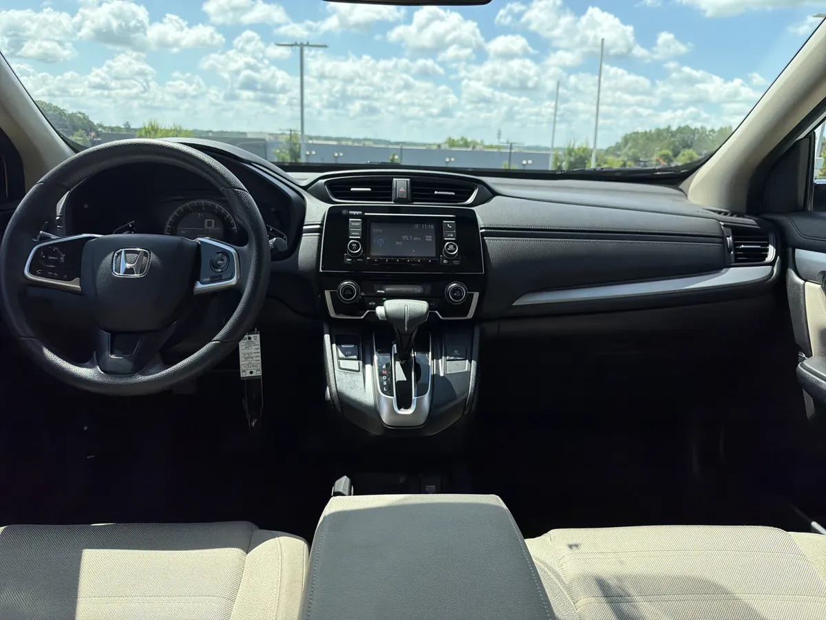 2019 Honda CR-V LX thumbnail 29
