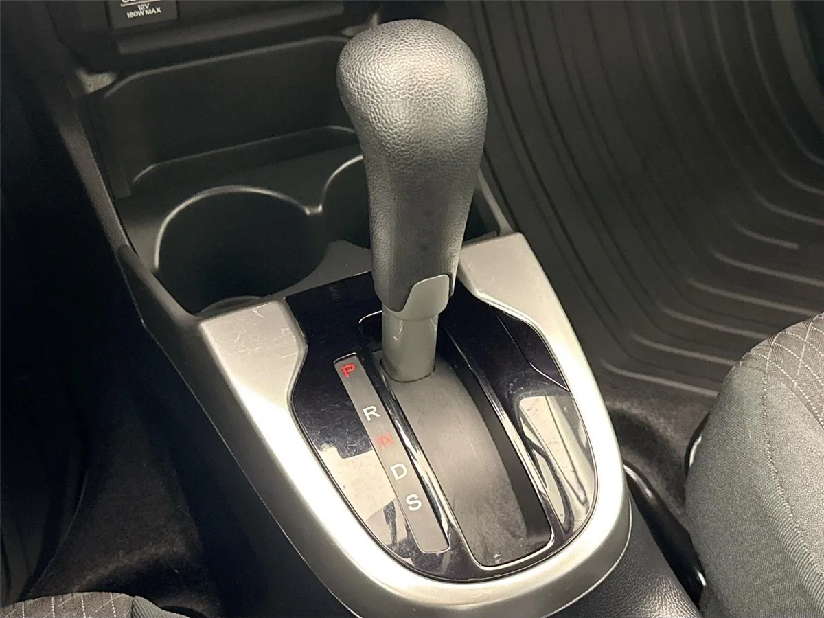 2019 Honda Fit EX thumbnail 25