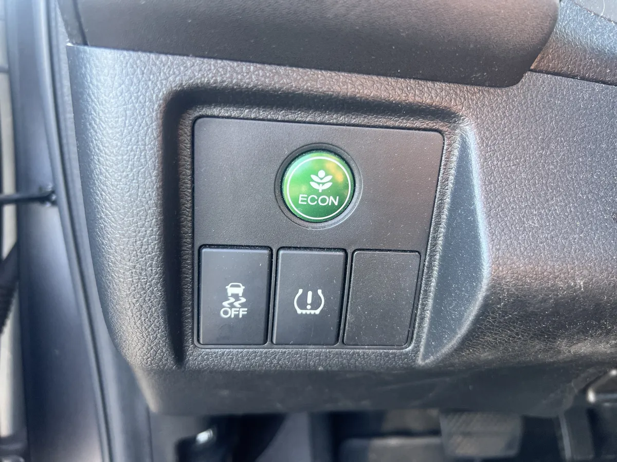 2019 Honda HR-V LX thumbnail 16