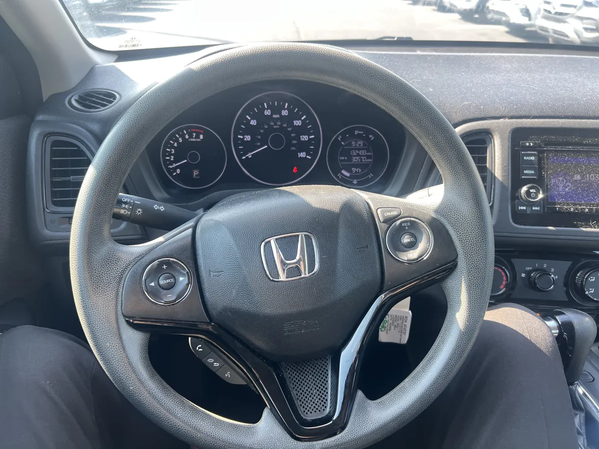 2019 Honda HR-V LX thumbnail 17