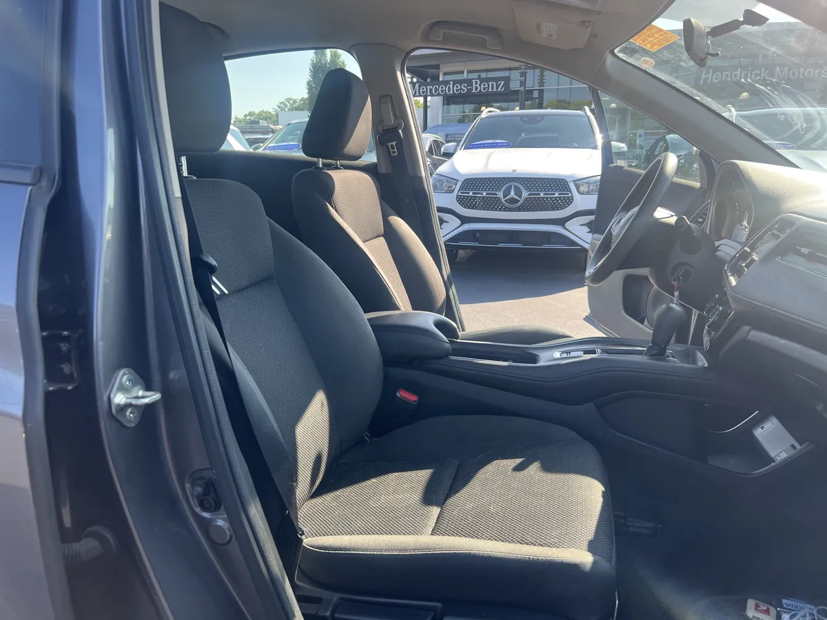 2019 Honda HR-V LX thumbnail 34