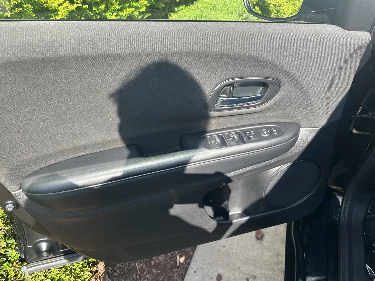 2019 Honda HR-V Sport thumbnail 12