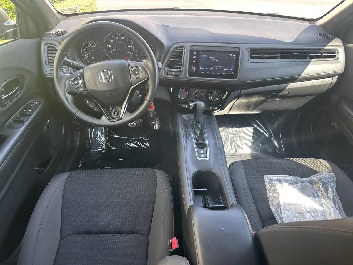 2019 Honda HR-V Sport thumbnail 17