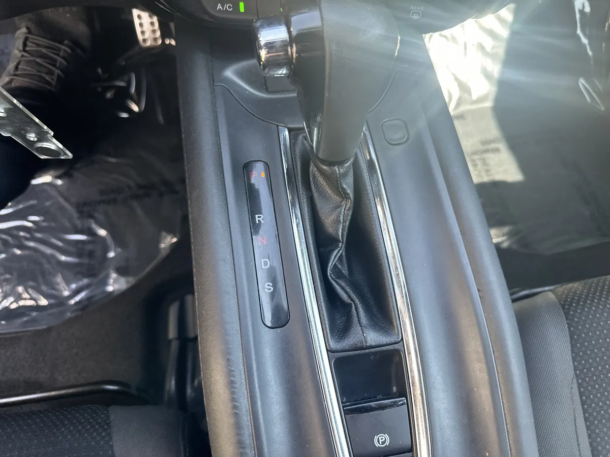 2019 Honda HR-V Sport thumbnail 27