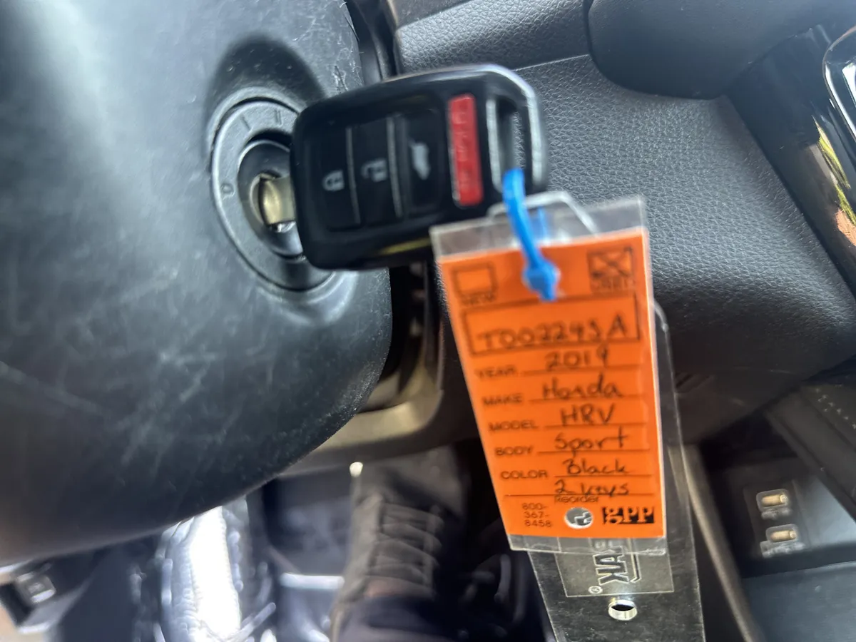 2019 Honda HR-V Sport thumbnail 35