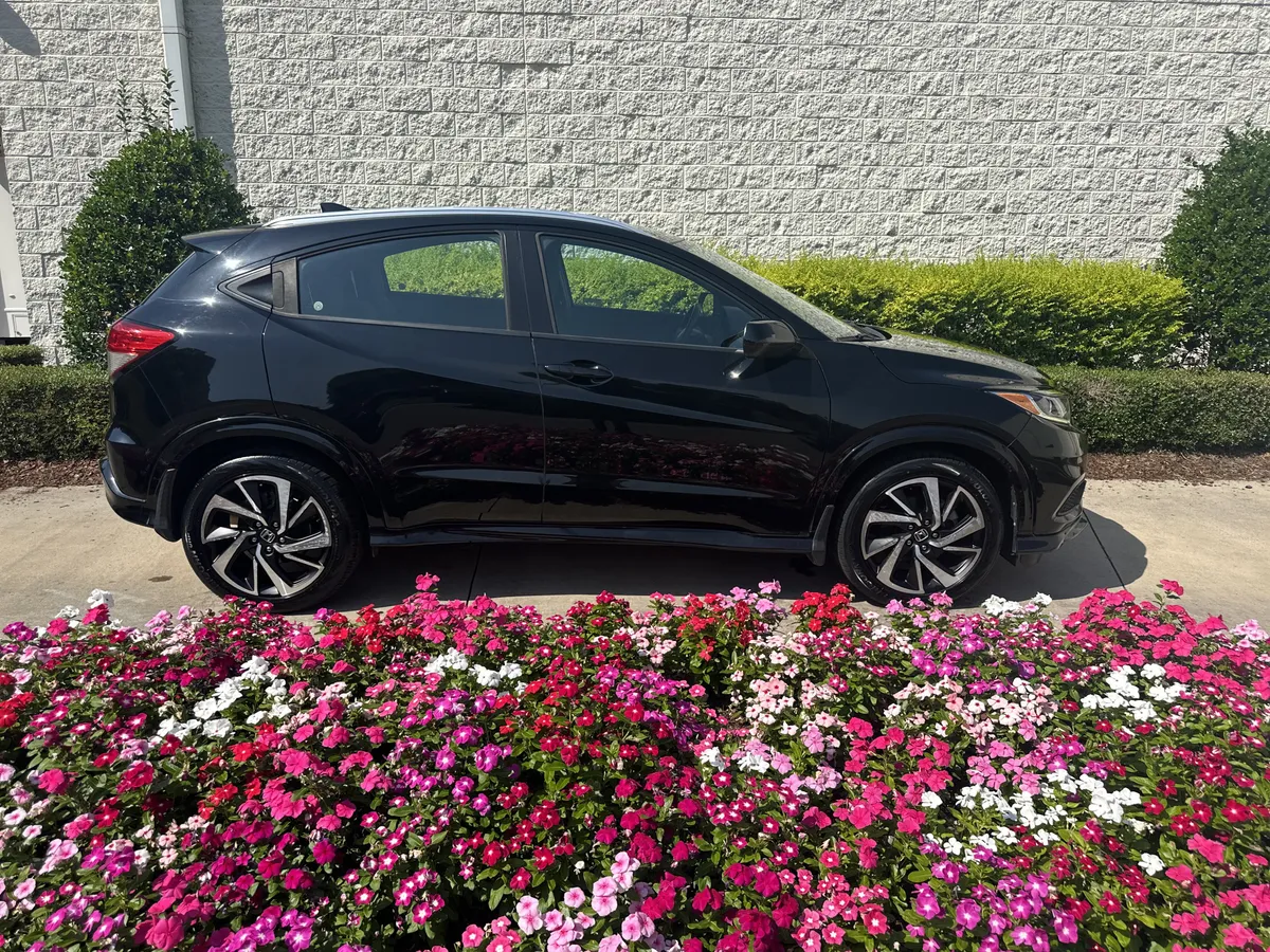 2019 Honda HR-V Sport thumbnail 8