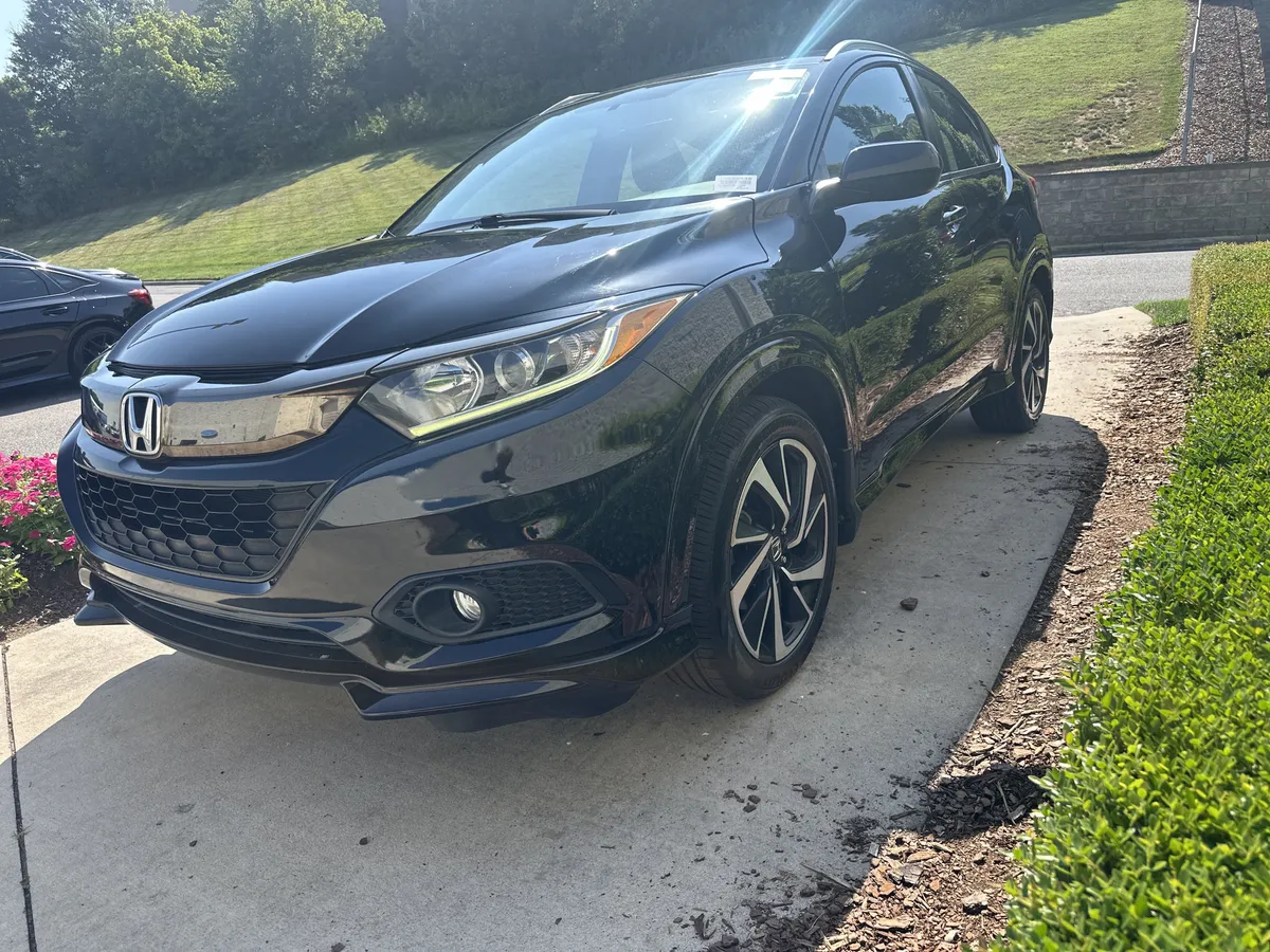 2019 Honda HR-V Sport thumbnail 9