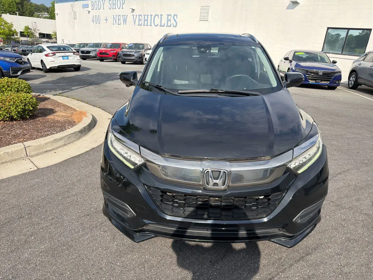 2019 Honda HR-V Touring AWD thumbnail 15