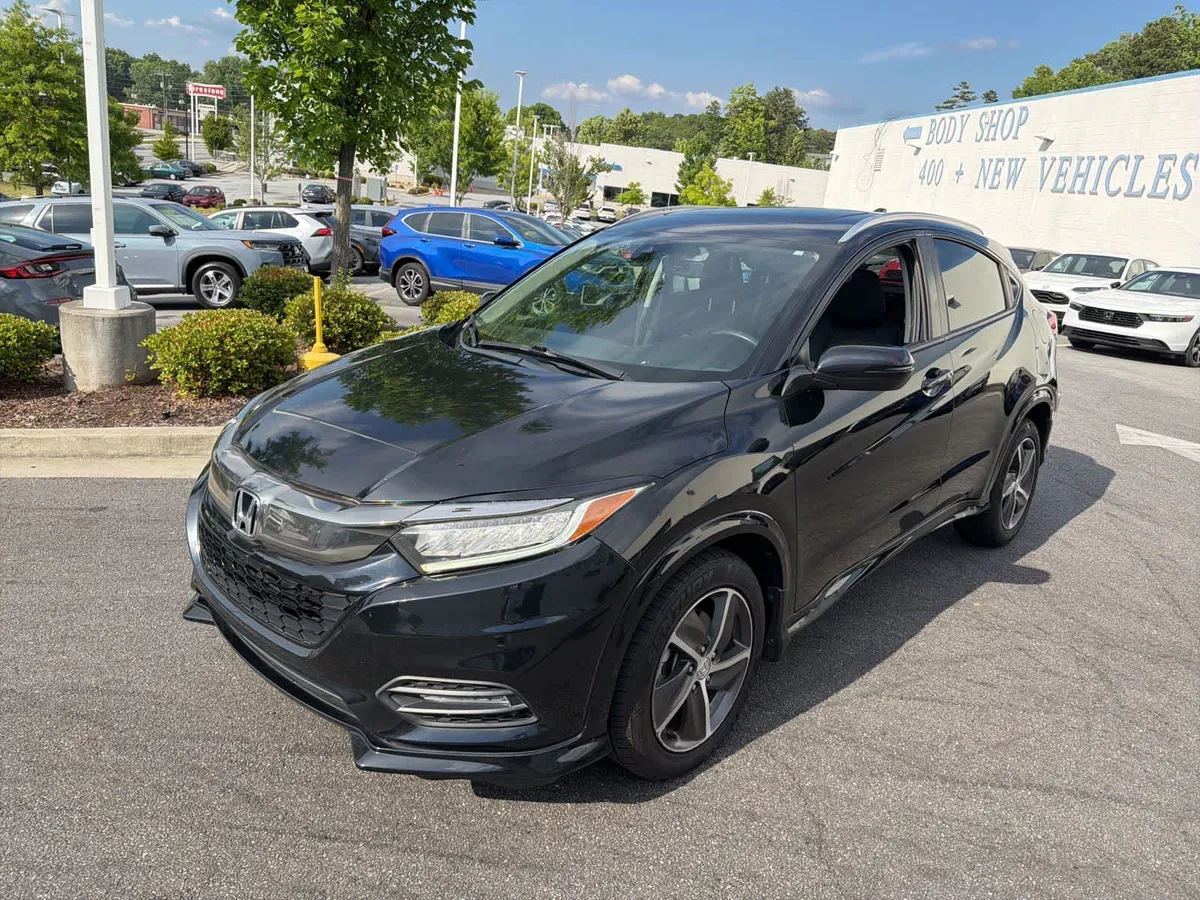 2019 Honda HR-V Touring AWD thumbnail 3