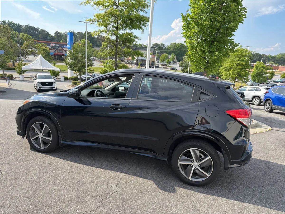 2019 Honda HR-V Touring AWD thumbnail 8