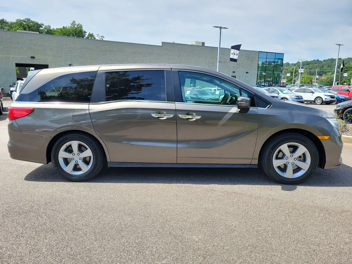 2019 Honda Odyssey EX-L thumbnail 6