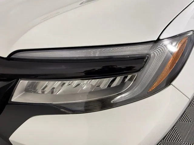 2019 Honda Passport Elite AWD thumbnail 11