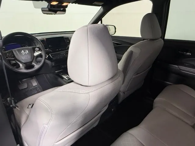 2019 Honda Passport Elite AWD thumbnail 38