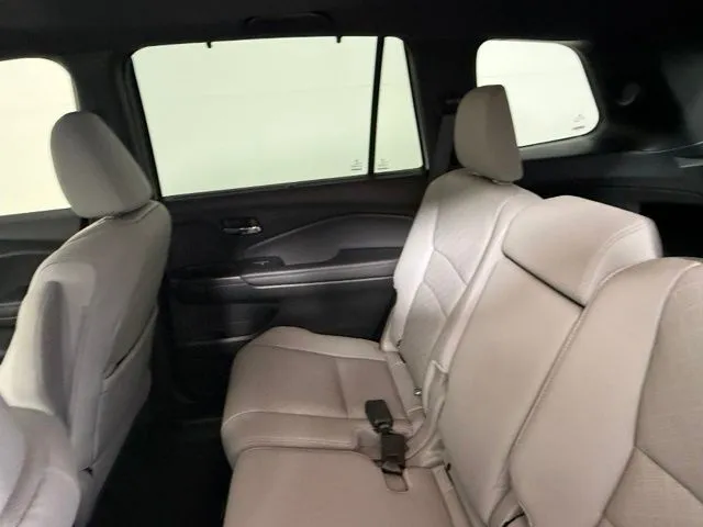 2019 Honda Passport Elite AWD thumbnail 41