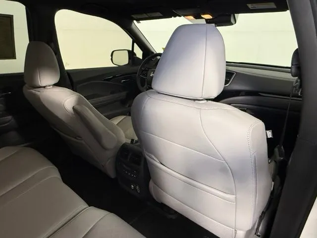 2019 Honda Passport Elite AWD thumbnail 47