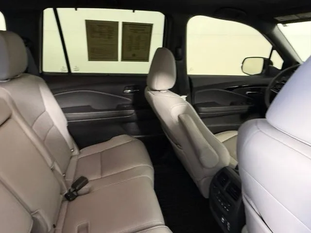 2019 Honda Passport Elite AWD thumbnail 49