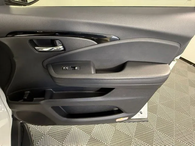 2019 Honda Passport Elite AWD thumbnail 54
