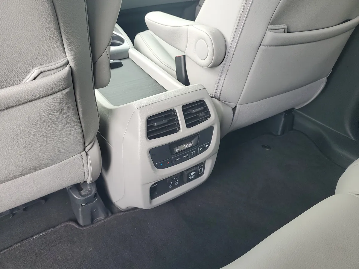 2019 Honda Pilot EX-L w/Navi & RES thumbnail 13