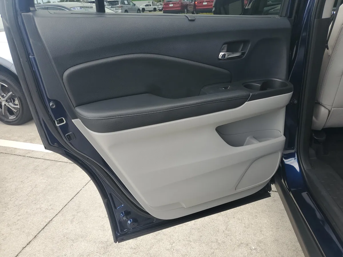 2019 Honda Pilot EX-L w/Navi & RES thumbnail 14