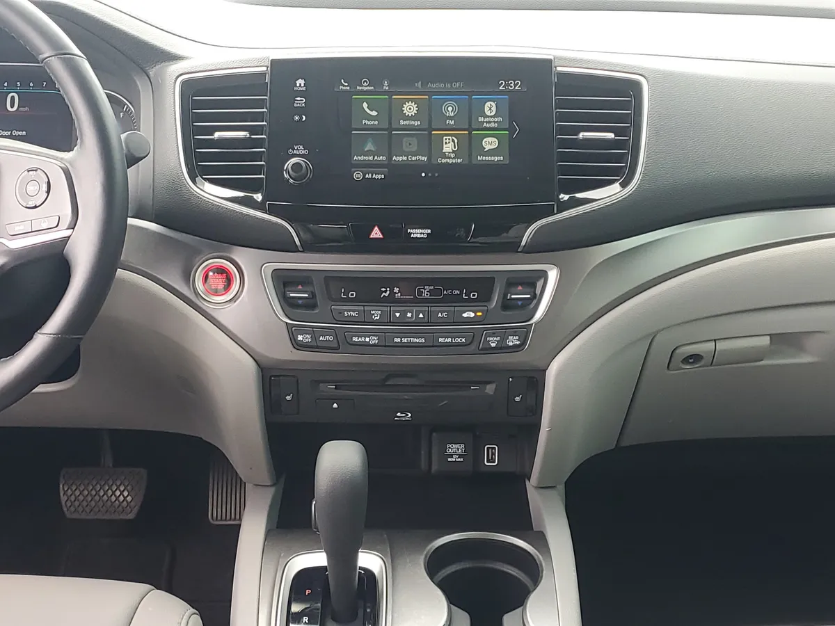2019 Honda Pilot EX-L w/Navi & RES thumbnail 18