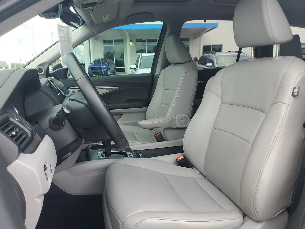 2019 Honda Pilot EX-L w/Navi & RES thumbnail 21