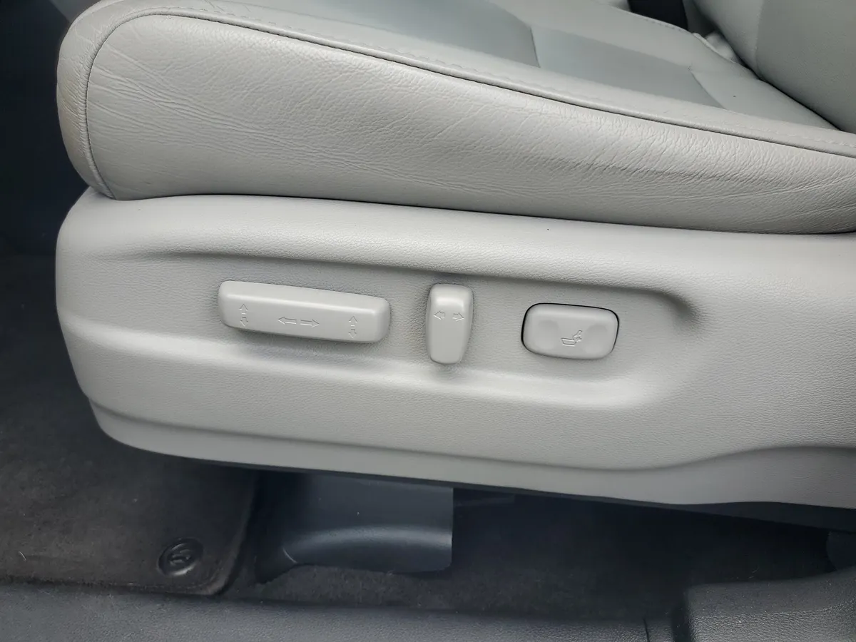 2019 Honda Pilot EX-L w/Navi & RES thumbnail 23