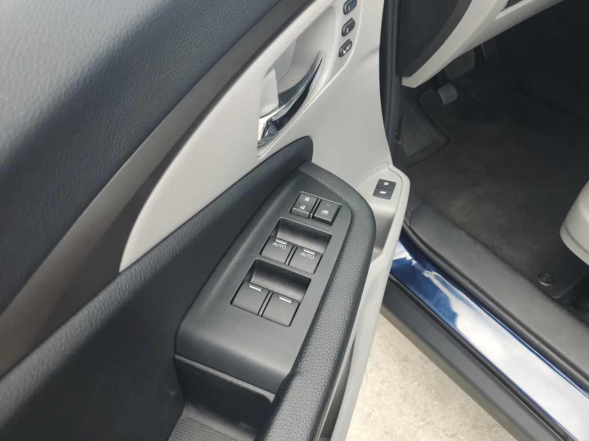 2019 Honda Pilot EX-L w/Navi & RES thumbnail 25
