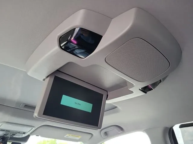 2019 Honda Pilot Touring thumbnail 11