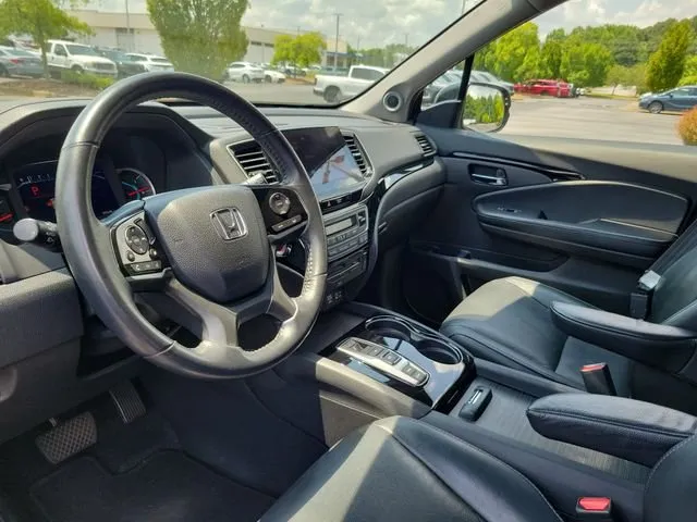 2019 Honda Pilot Touring thumbnail 14