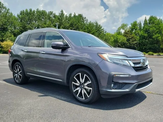 2019 Honda Pilot Touring thumbnail 3