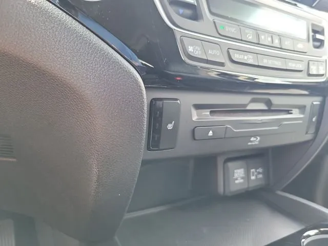 2019 Honda Pilot Touring thumbnail 30