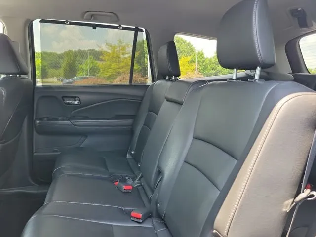 2019 Honda Pilot Touring thumbnail 9