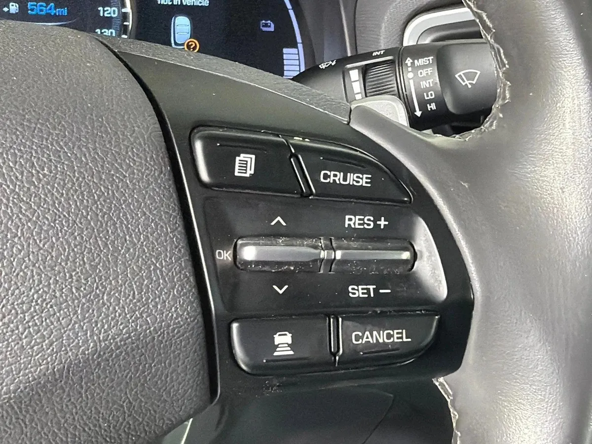 2019 Hyundai Ioniq Hybrid Limited thumbnail 26