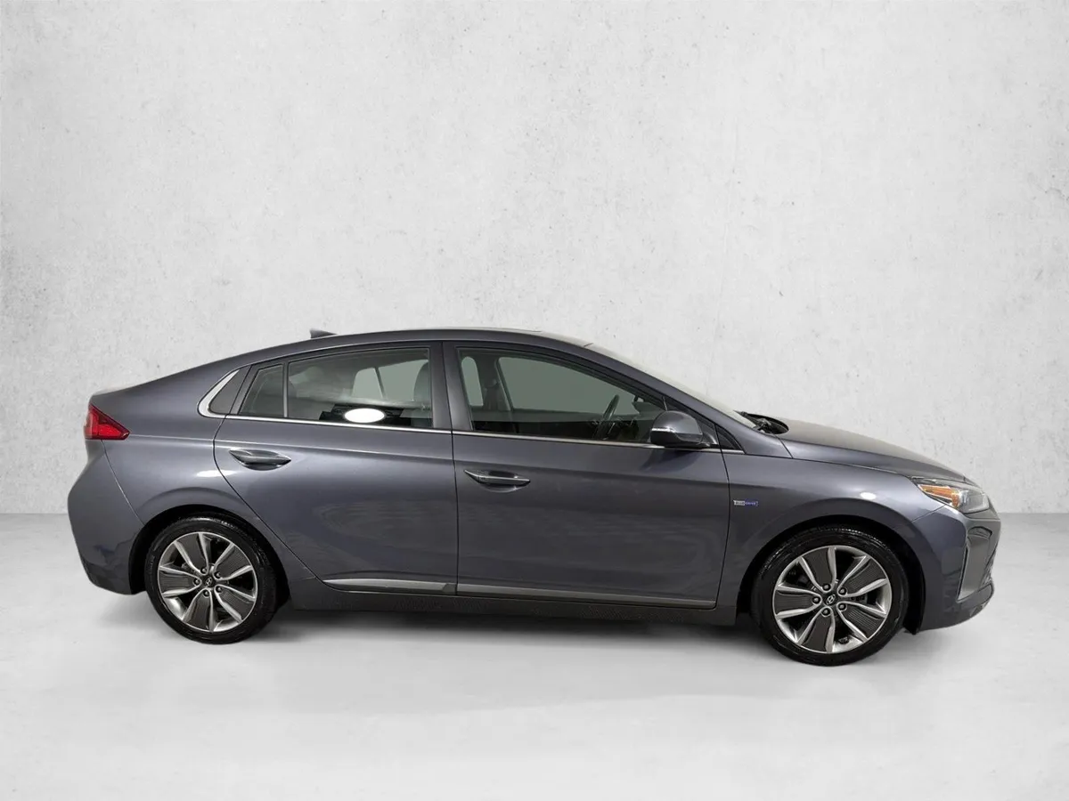2019 Hyundai Ioniq Hybrid Limited thumbnail 3