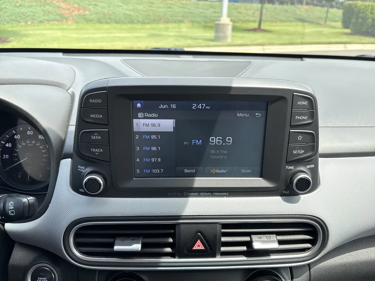 2019 Hyundai Kona Limited thumbnail 28