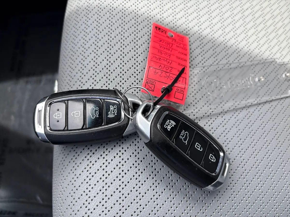 2019 Hyundai Kona Limited thumbnail 35
