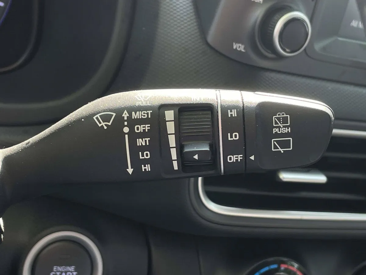2019 Hyundai Kona SEL thumbnail 28