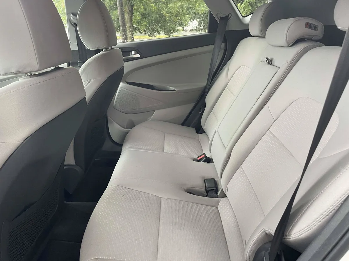 2019 Hyundai Tucson Value thumbnail 13