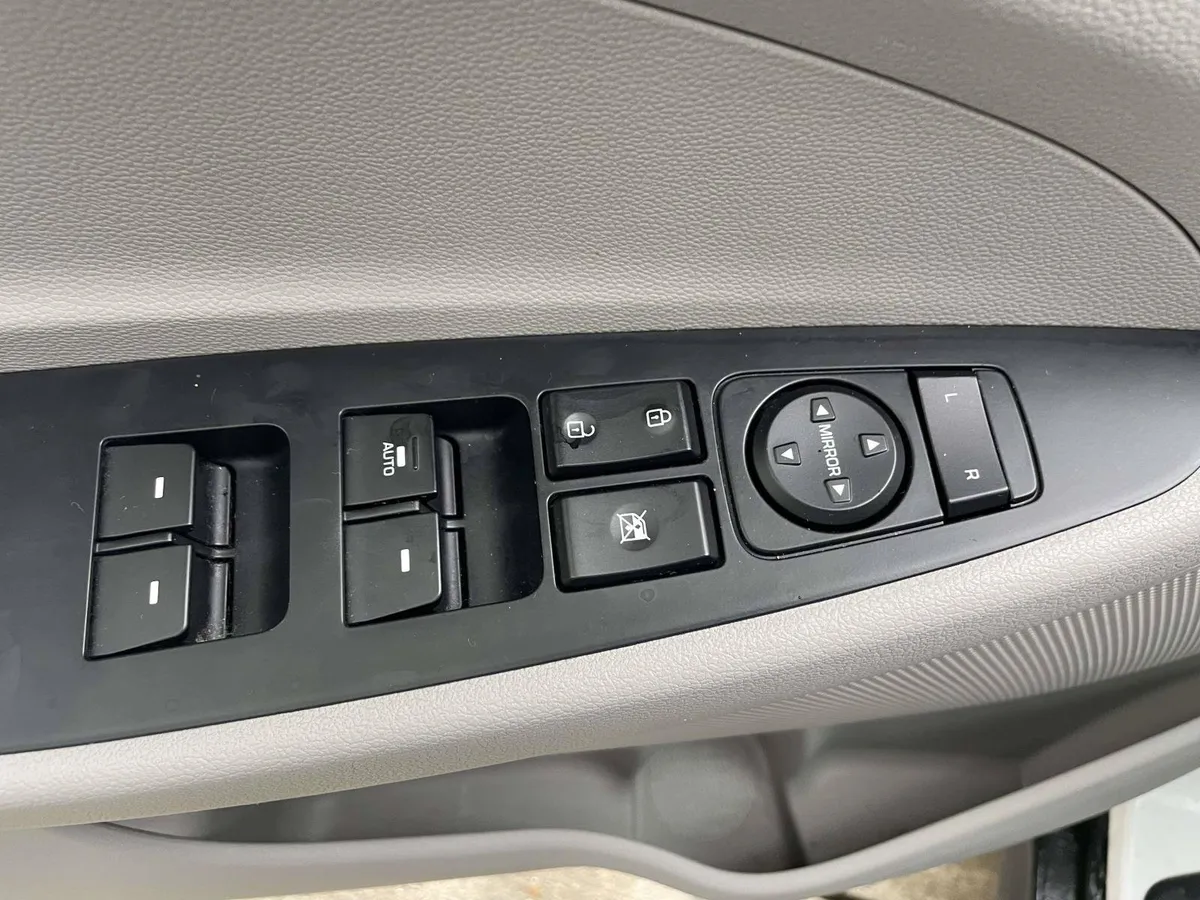 2019 Hyundai Tucson Value thumbnail 22
