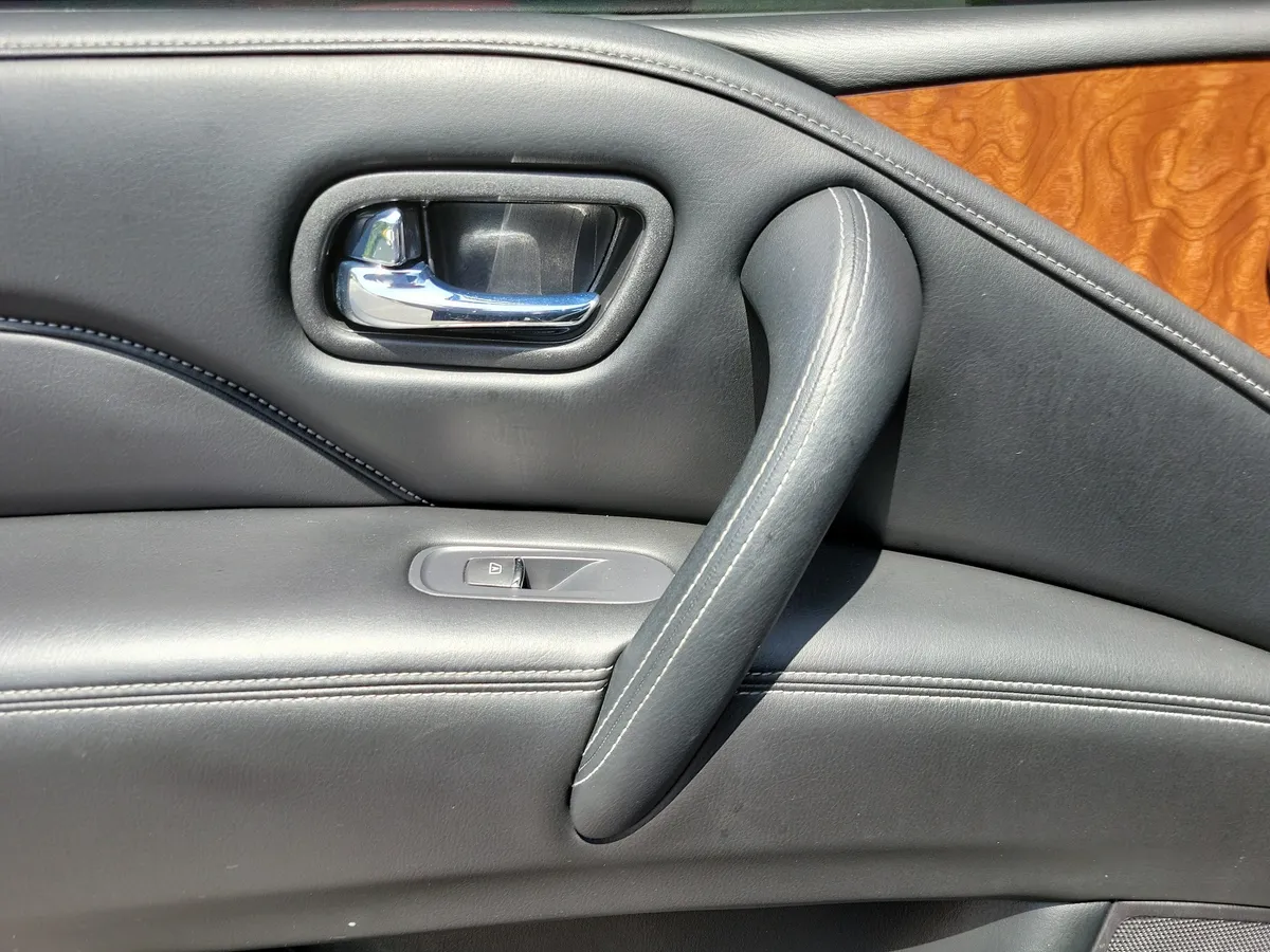 2019 INFINITI QX80 LUXE thumbnail 10