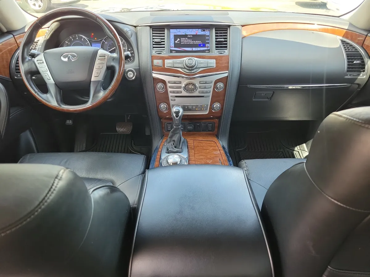 2019 INFINITI QX80 LUXE thumbnail 12